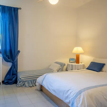 Silvia 30mt From The Sea View *