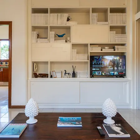 Silvia 30mt From The Sea View Prázdninový dům Fontane Bianche