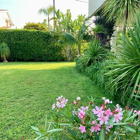 Silvia 30mt From The Sea View Prázdninový dům *